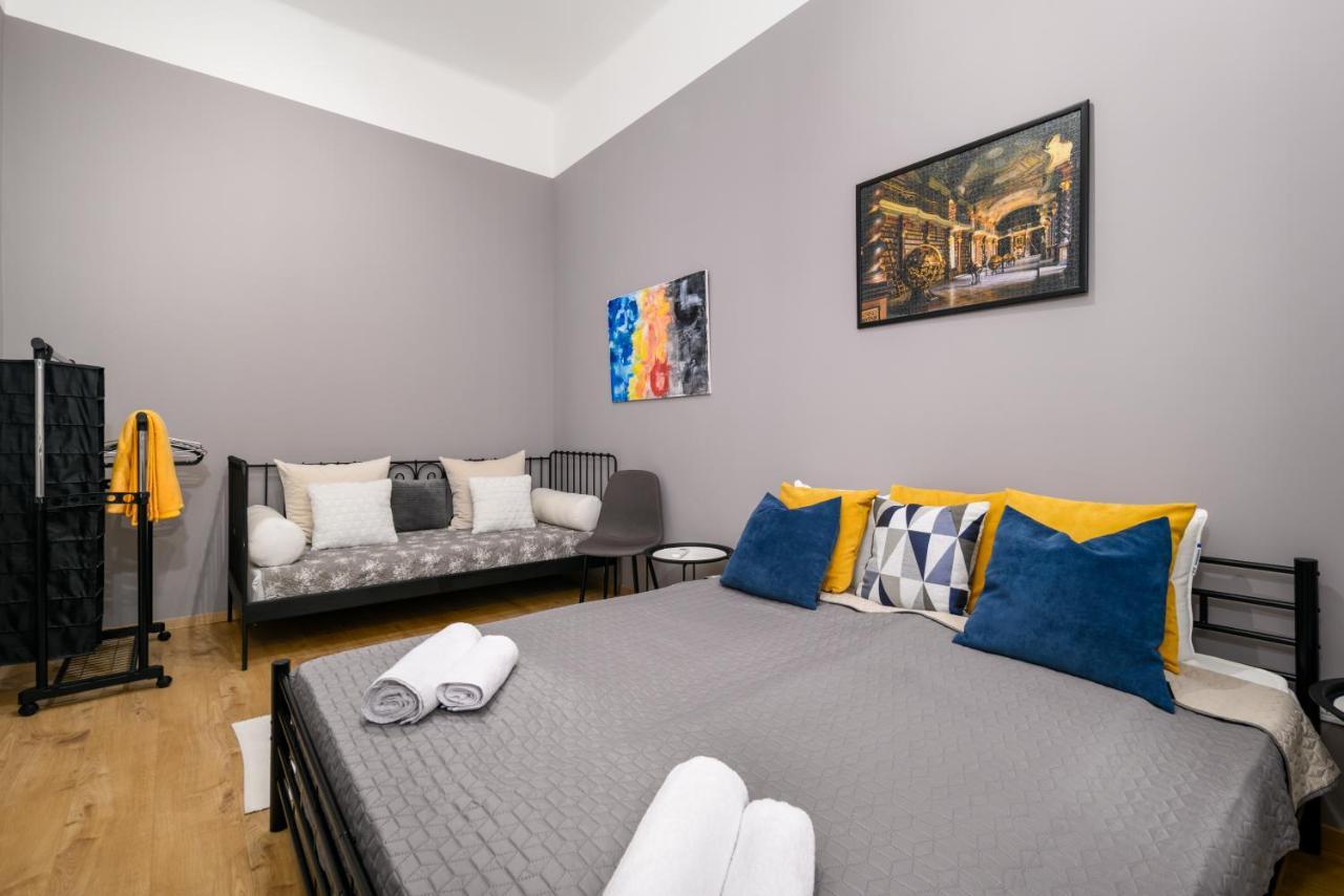 Ja18 Downtown Pearl - 2 Bedroom Apartment Budapest Exteriör bild